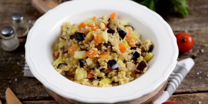 Bulgur zöldségekkel