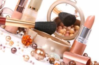 Produse cosmetice decorative