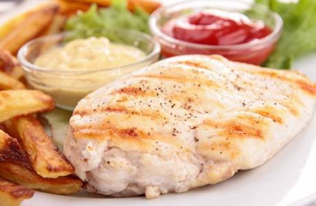 O que cozinhar com peito de frango