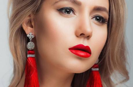 فرشاة الأقراط