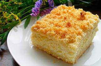 Tortinha com coalhada