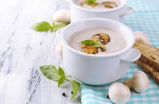 Champignon-sosekeitto