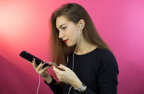7 سماعات غير مكلفة بصوت جيد