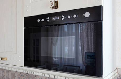Micro-ondes intégré