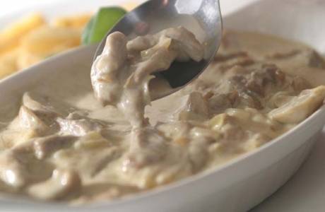 Poulet aux champignons à la crème sure