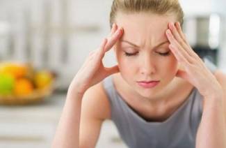 Vitaminų B12 trūkumo simptomai suaugusiesiems