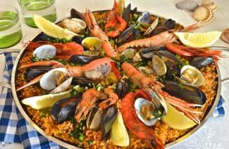 Paella aux fruits de mer
