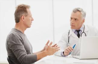 Préparations pour le traitement de l'adénome de la prostate et de la prostatite