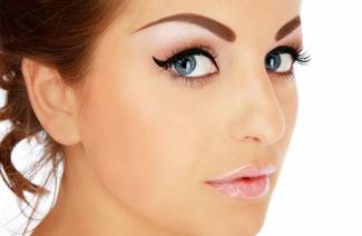 Tatouage des sourcils