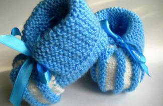 الخطمي bootees مع الإبر مع الوصف