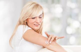 Come curare la psoriasi a casa per sempre