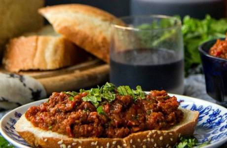 Caviar d'aubergines dans un multicuiseur