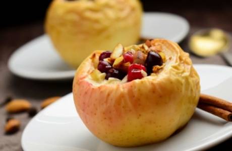 Печени ябълки