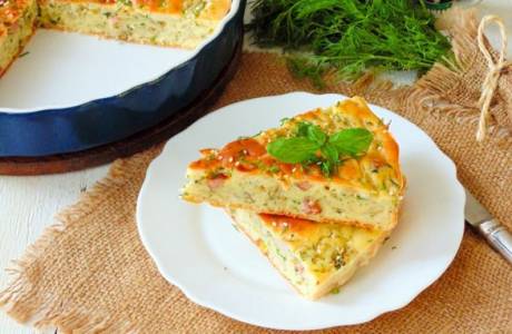 Gelierte Torte mit Kefirkohl