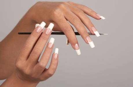 Como crescer unhas em uma semana em casa