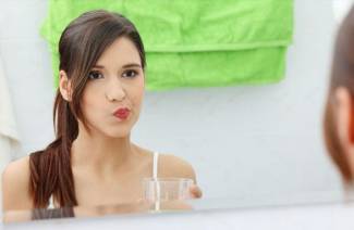 Come alleviare il mal di denti a casa