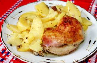 Frango ao forno com batatas