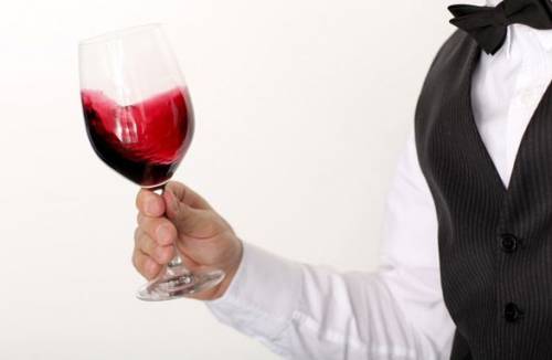 Kuka on sommelier?
