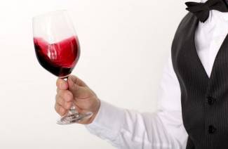 Kuka on sommelier?