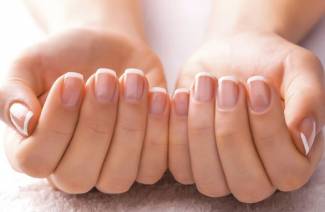 Champignon sous les ongles