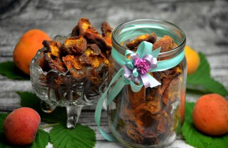 Cách sấy khô quả mơ