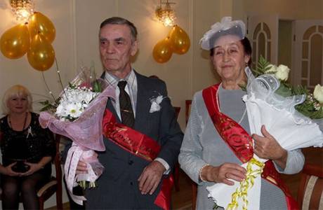 Payments to anniversaries of married life in Moscow in 2019