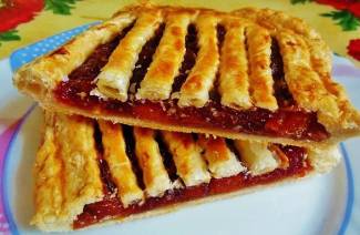 Blätterteigpastete