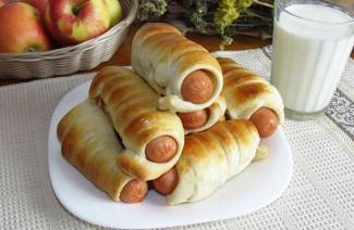 Saucisses à la pâte du four