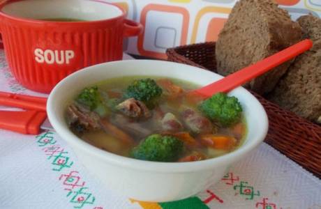Sopa de cor de pollastre