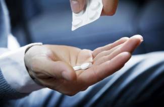Traitement de la gastroduodénite chez les adultes avec des médicaments