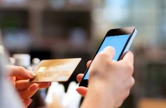 Comment trouver une personne sur une carte Sberbank