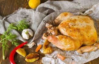 ไก่ทั้งตัวในเตาอบ