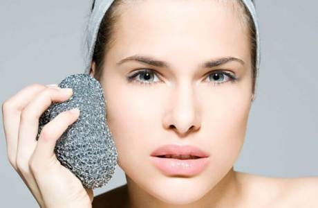 Face brush