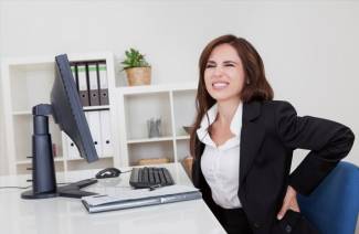 Pourquoi le coccyx fait-il mal en position assise?