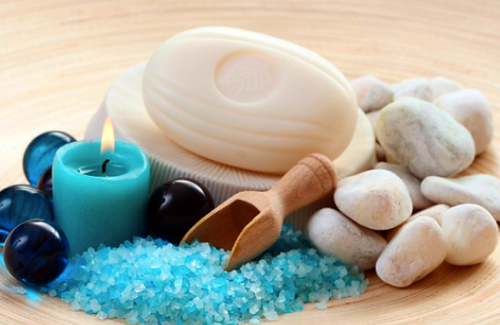 Lợi ích và tác hại của tắm muối