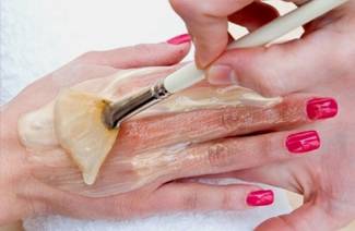 Anti-Aging-Handmaske