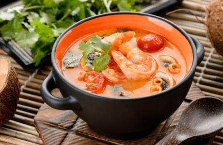 Tom yum leves