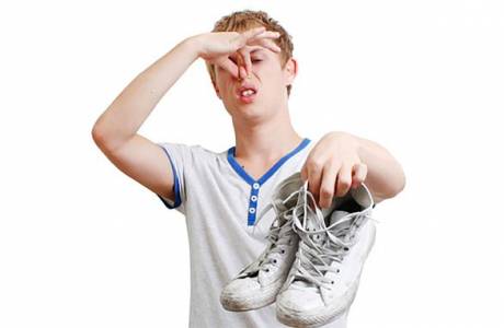How to get rid of the smell in sneakers