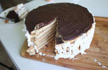Kake med kokt kondensert melk