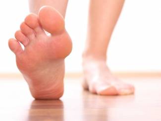 Aux pieds de la verrue