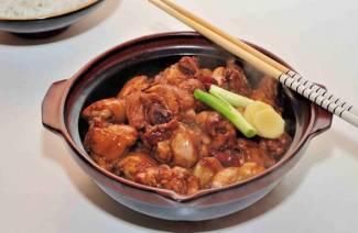 ไก่ในซอสถั่วเหลือง