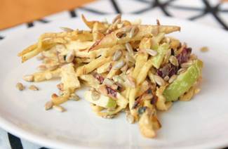 Салата са целером и јабуком