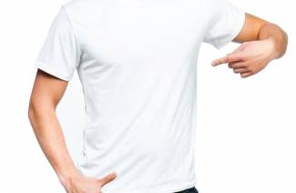Como branquear uma camiseta branca em casa