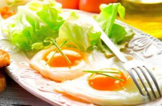 Những lợi ích và tác hại của trứng chiên