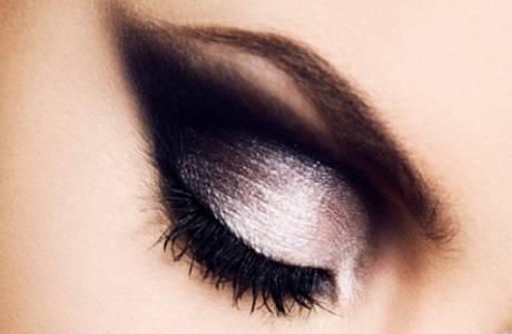 Smokey Ice Makeup Étape par étape