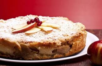 Caçarola de requeijão com maçãs