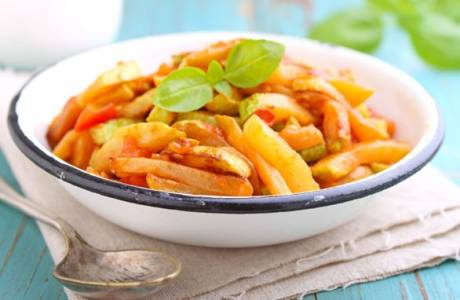 Vegetabilsk lapskaus med courgette