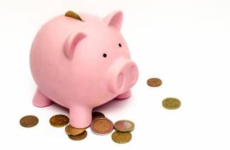 Hoe geld te besparen met een klein salaris