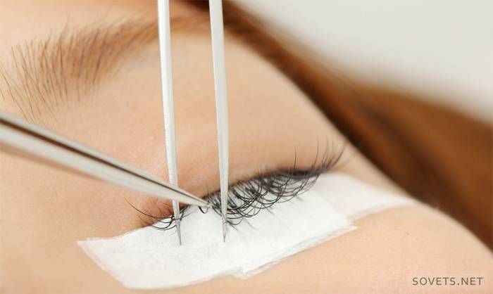 Comment enlever les cils d'extension à la maison