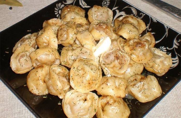 Ekşi krema yemeği